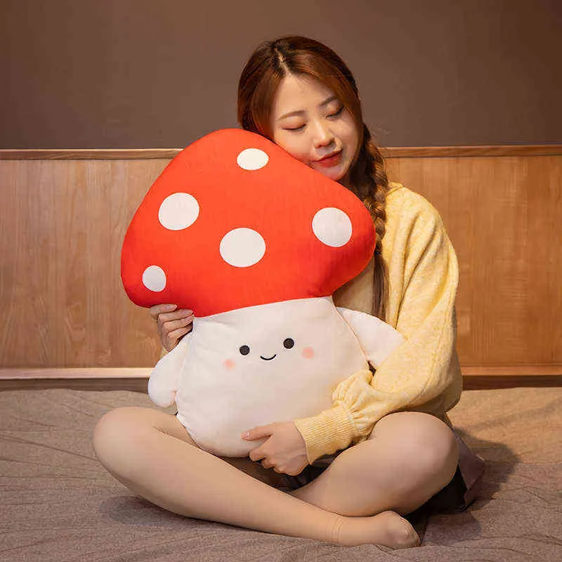 Cm Stuffed Soft Red Mushroom Plush Cushion Creative Hand Warmer Dolls Sofa Back Kawaii Plant Peluche Toy For Children J220704