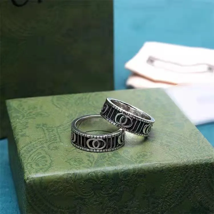 Designer Extravagante de alta qualidade G aço de aço retro aço inoxidável letra c anéis de prata Moda promessa Daisy For Mulheres Men Wed209a