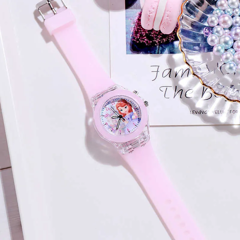 2022 Nuovo orologio Princess Aisha Children's Luminious Watches Student Silicone Lampade colorate ragazze Guerra.