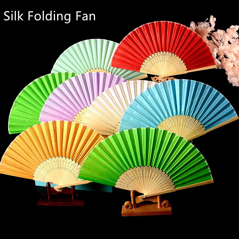 Solid Color Silk Folding Hand Fan Wedding Party Favors 38cm*21cm Summer decoration fan wholesale 220505