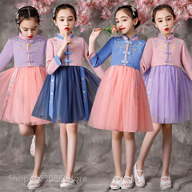 Dziewczyny Cheongsam sukienka Chińskie sukienki dla dzieci Hafu Baby Tradycyjna chińska kwiat dziewczyna sukienka ślubna sukienka noworoczna G220429