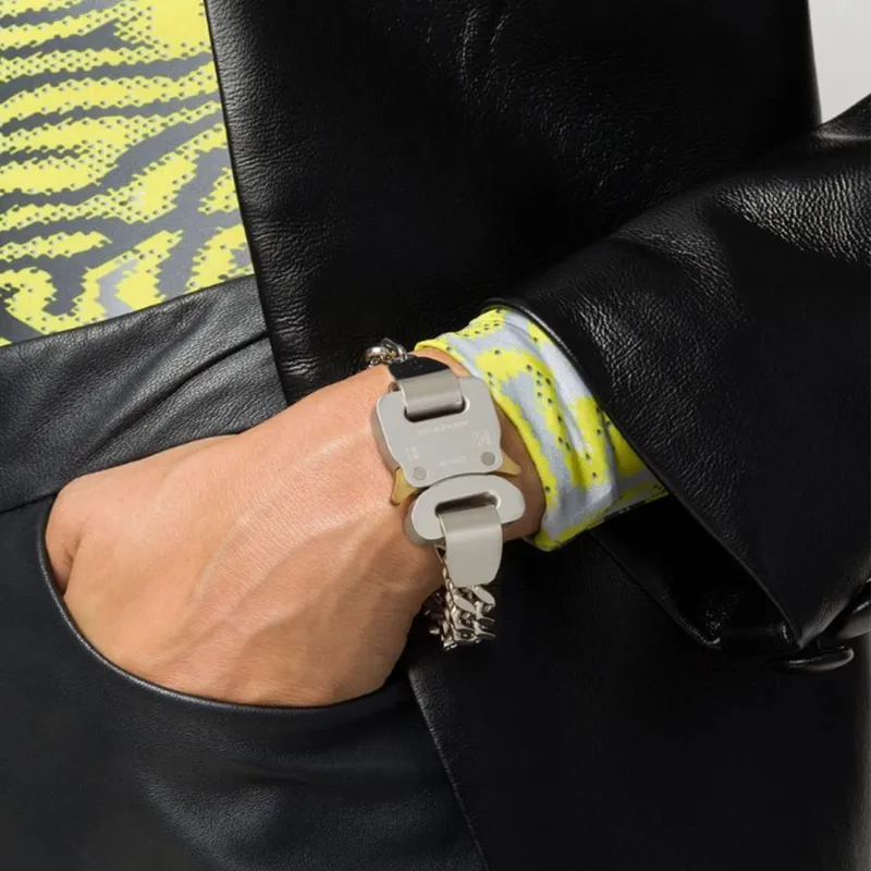 1017 ALYX 9SM Doppelschicht-Kettenlegierungs-Schnallenarmband Einfacher Hip-Hop mit dem gleichen Armband Ins Tide Brand Fashion All-Match Jewe250z