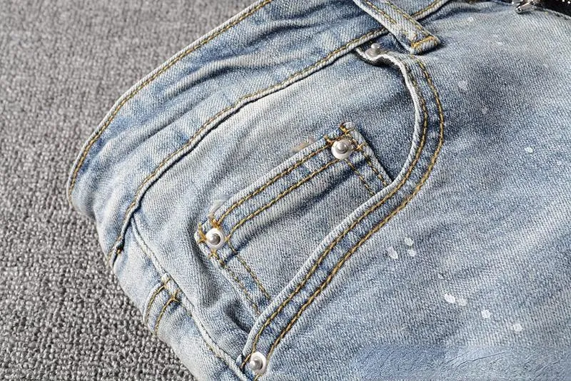 nieuwe collectie heren designer jeans lichtblauw traan medaille mode mannen jean slim motorfiets biker hiphop broek topkwaliteit maat 2840