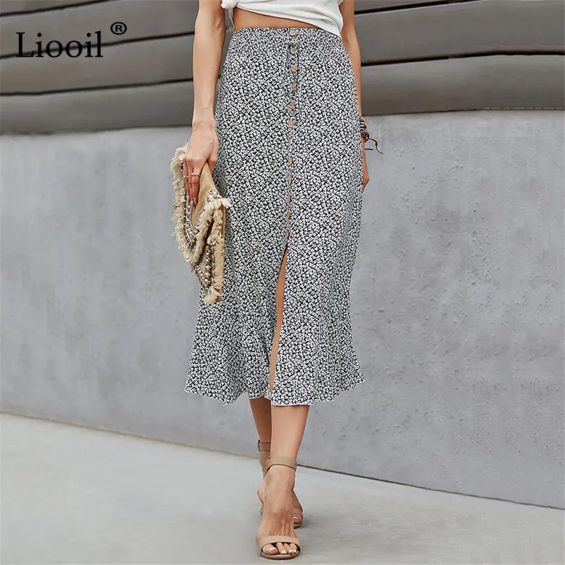 Liooil كشكش Maxi Slit Skirt للنساء السيدات مع زر الأزهار غير الرسمية تنورة الأزهار الأنيقة عطلة الصيف التنانير الطويلة 220521