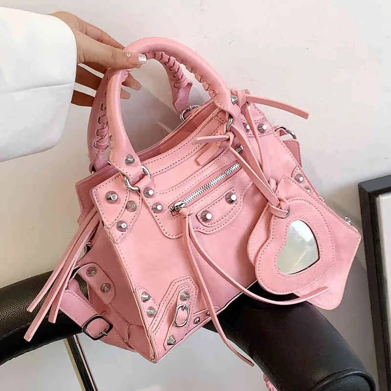 ハンドバッグ70％オフスモールバッグ女性2022夏の新しいデザインハンドレディングショルダースタイルメッセンジャートートバッグの手形