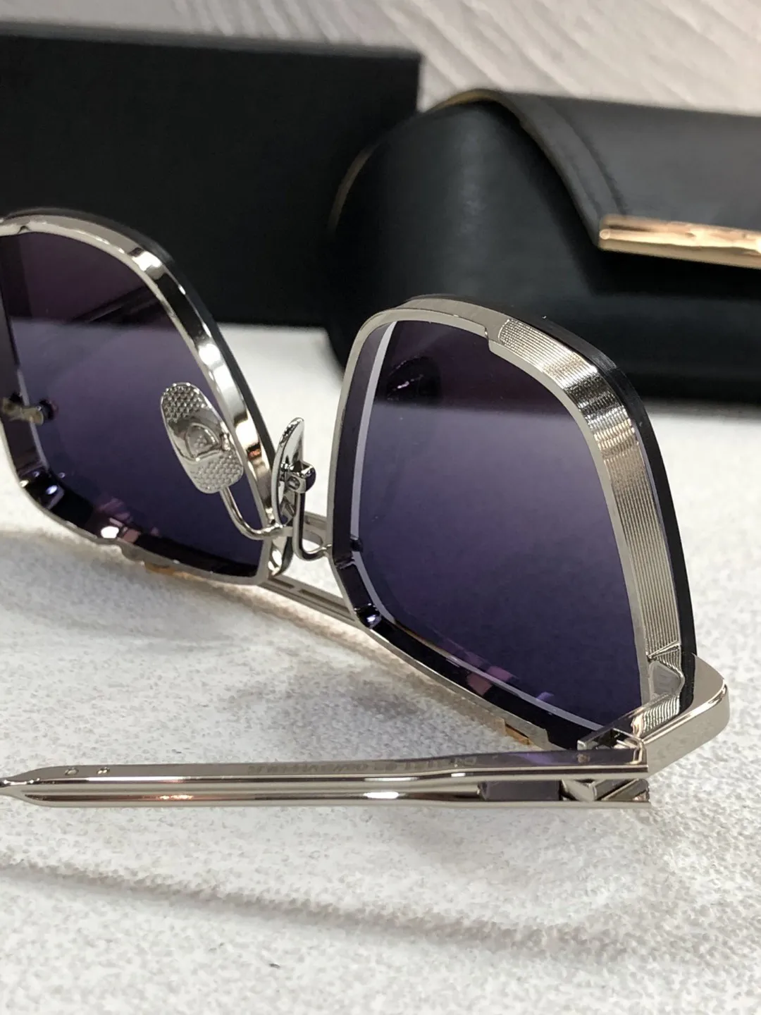 A Dita Mach Six DTS121 Lunettes de soleil pour femmes et lunettes pour hommes Top de qualité originale Designer Classic Retro Sun Glasses Brand Fashio279m