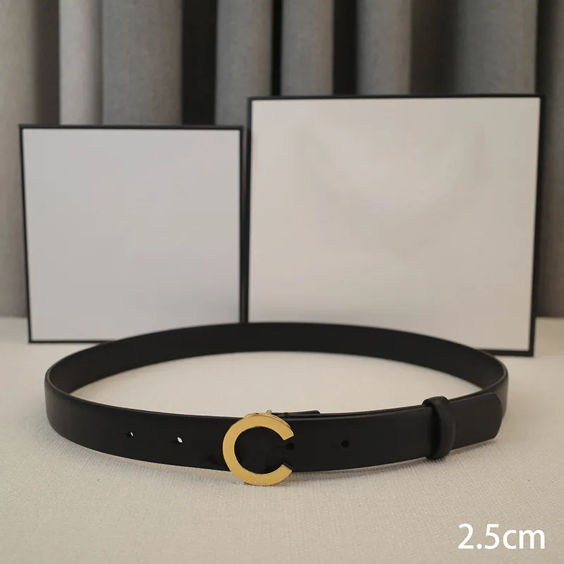 Män designer bälten för kvinnor mode cowskin läderbälte bokstav c nål spänne guld silver midjeband cintura bredd 2 5 cm 3 0cm301q