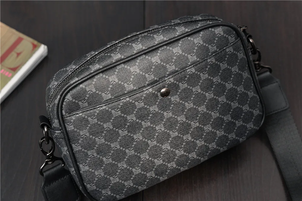 Luxury Handbag Men's Shoulder Bag Leather Lattice Designer Crossbody Bags for Men Purse Business Satchels Messenger Man