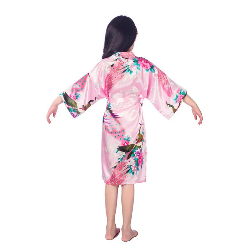 Commercio all'ingrosso Childs Satin Kimono Robes ragazze Bambini Sleepwear floreale Pavone Flower Robe Spa Wedding Compleanno Camicia da notte 220721