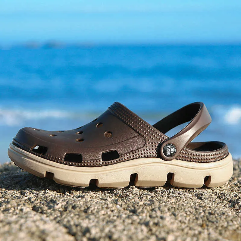 I più venduti zoccoli di lusso 2022 piattaforma pantofola classica scarpe da acqua da giardino estive casual sandali da uomo da spiaggia unisex designer di marca famoso