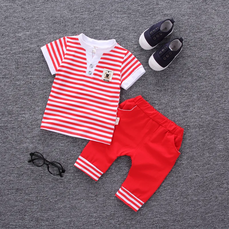 サマーキッズセーラースーツストライプTシャツ幼児用ボーイズ服セット生まれの赤ちゃんの衣装1 2 3 4年220507