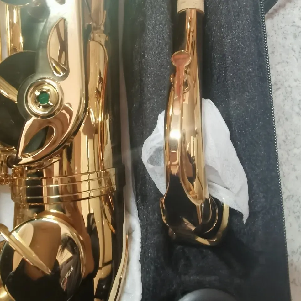 Gold B-flat professional tenor saxophone brass gold plated premium tone Tenor sax most comfortable proportional jazz instrument