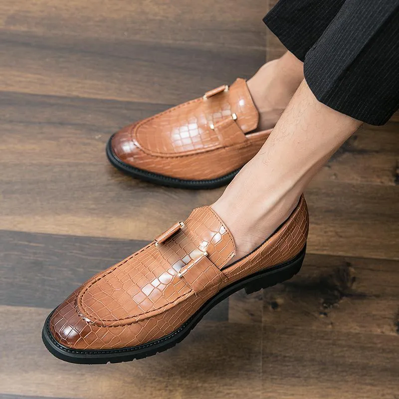 Mocassini Scarpe da uomo Cuoio Slip on Autunno e inverno Affari Moda ufficiale Matrimonio Comodo Pedale il tempo libero Best Man XM463-1