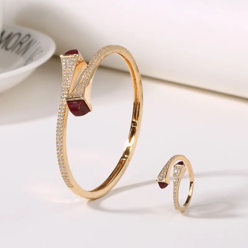 Romatiska kvinnor Fashion Armband Ring Set Candy Color Stone Simple Design Gold Open Cuff Bangle Ring Smycken Set 22042696792601707061