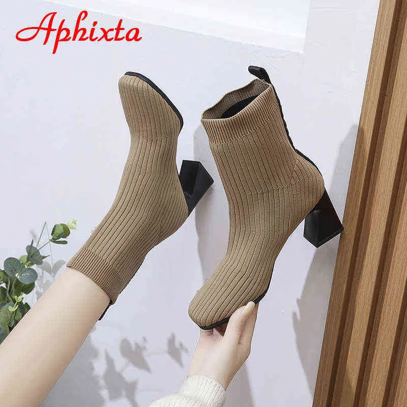 Aphixta 2022 Spring Socks Boots 여성 스트레치 직물 탄성 정사각형 발 뒤꿈치 편안한 발목 부츠 신발 여성 큰 크기 43 보트 Y220729