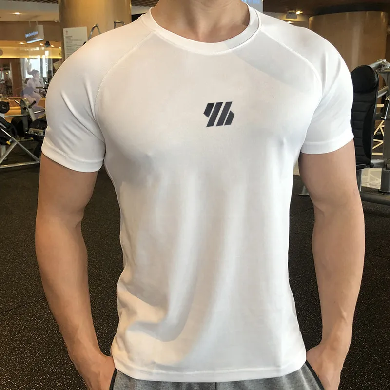 Mężczyźni Tshirt kulturystyka mięśniowa koszula krótkie rękawy Rajstopy Szybkie suche trening na siłownię koszykówka sportowa odzież letnie ubranie 220526