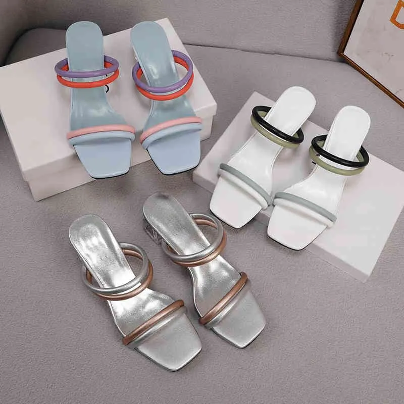 Hausschuhe Transparente Sandalen Hausschuhe Sandalen rutschfeste weiche Unterseite Mode Kleid Schuhe Frauen tragen Strand Flip-Flops 220709
