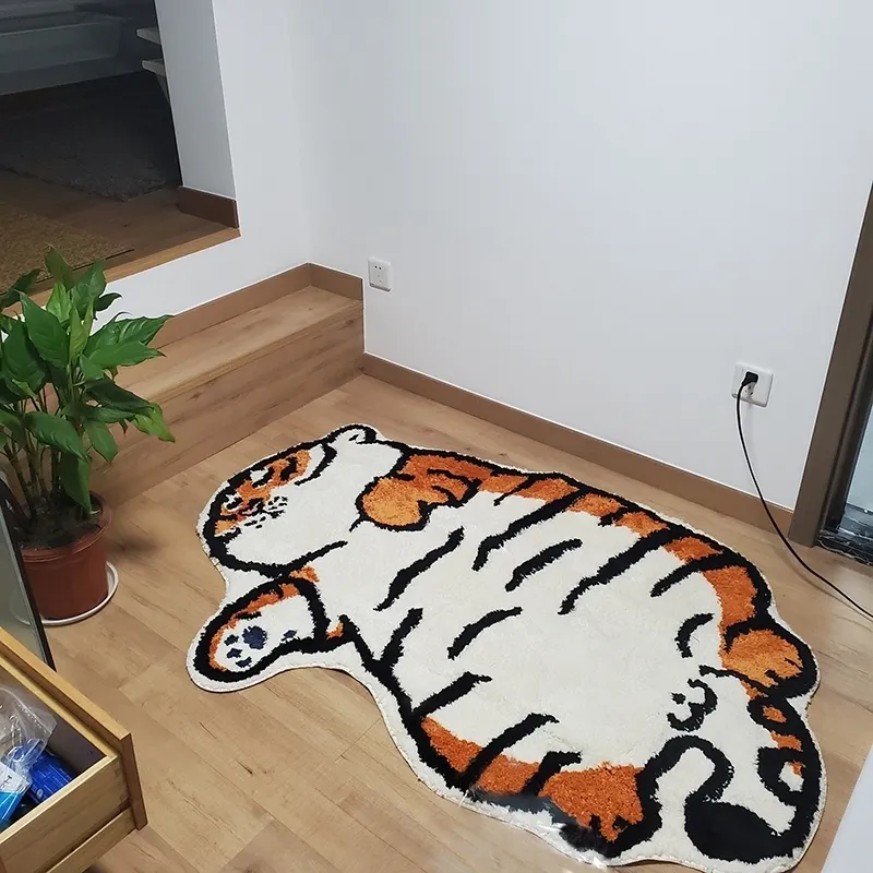 Alfombra linda alfombra peluda no holdip s dibujos animados tigre absorbente alfombra absorbente animales estampados para niños decoración de la habitación 221007