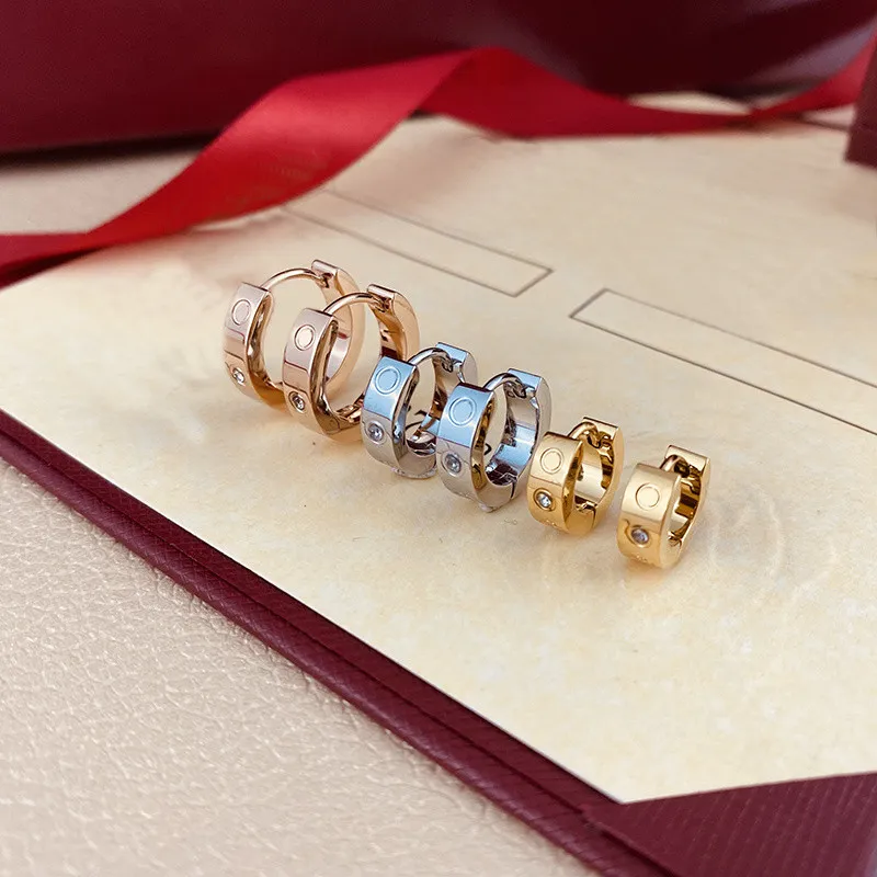 Huggie orecchini in oro design rosa borchie orecchini di diamanti polsino dell'orecchio argento titanio gioielli firmati in acciaio non sbiadiscono mai buona qualità wo282V