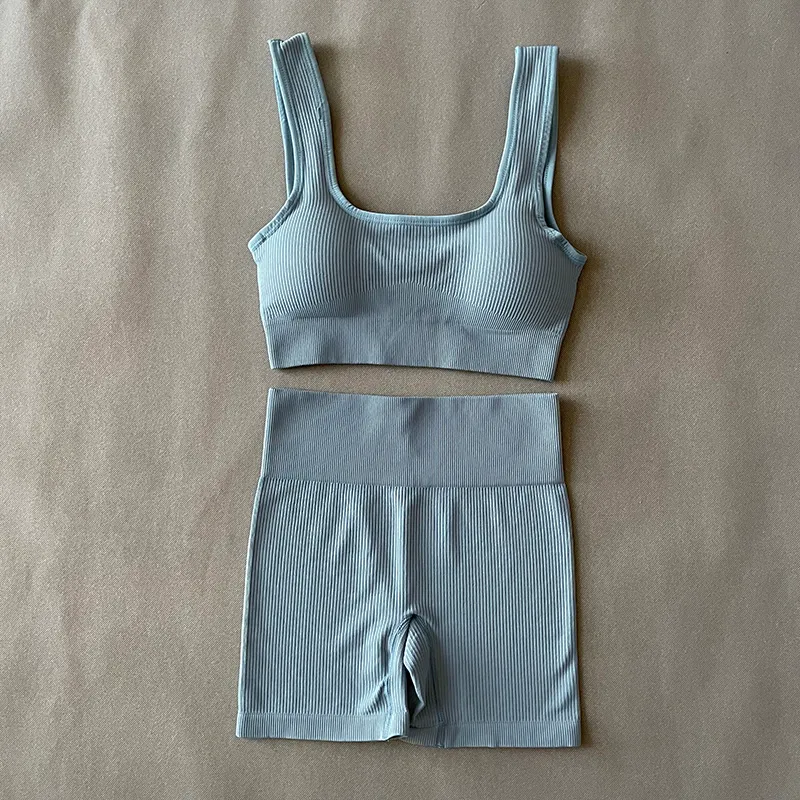 Donna Sporstwear Set da yoga senza cuciture Sexy colletto quadrato Reggiseno sportivo Top Tute con pantaloncini Palestra Abbigliamento fitness Tuta senza maniche 220330