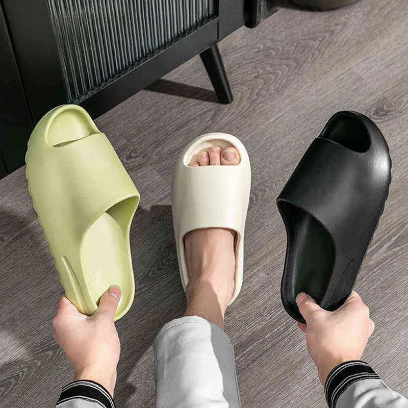 Men Women Home Slipper Bathroom Non-Slip Slides Thick Soft Sole Couple Lover Flip Flops Summer Beach Sandals Outdoor Casual Shoe Y220412