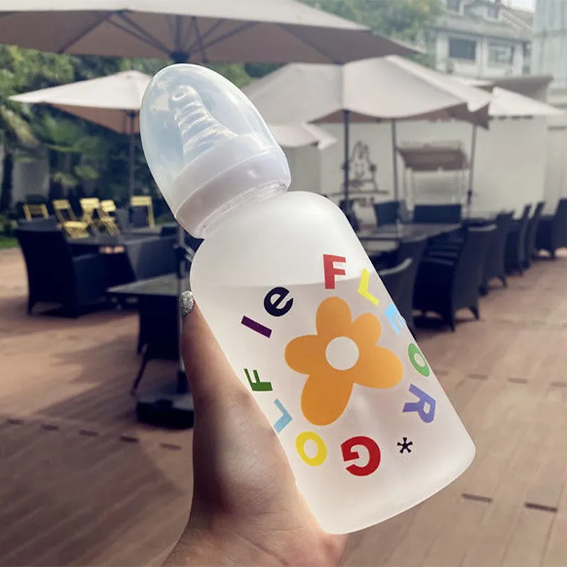 Cute Cartoon Plastic Water Bottle Pacifier Straw Cup Suitable For Adult Children Milk Drinking Bottle Flower Baby Feeding Bottle 220708