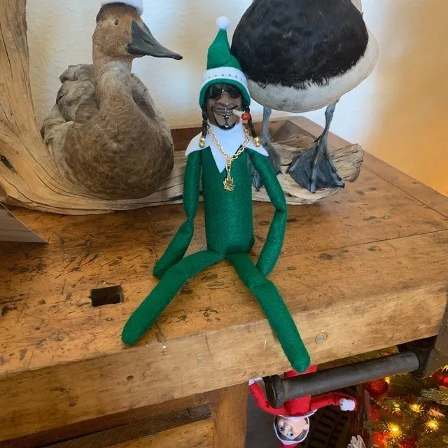 Snoop on A Stoop Christmas Elf Doll Spy Bent Home Decorati Year هدية لعبة 220606