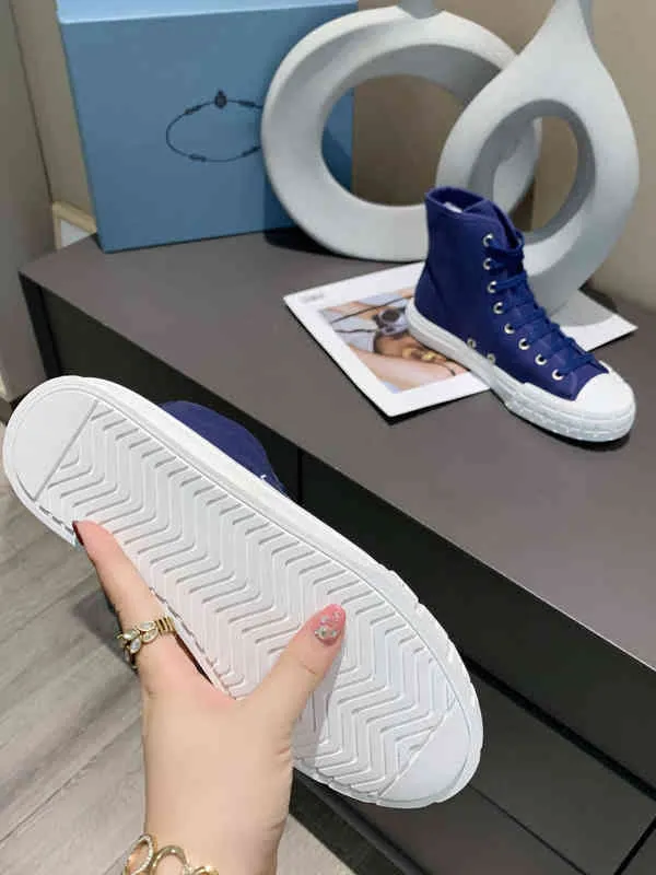 high top fashion personalized trendy shoes Korean flat bottomed outdoor round head lace up 2022 spring and summer casual shoes