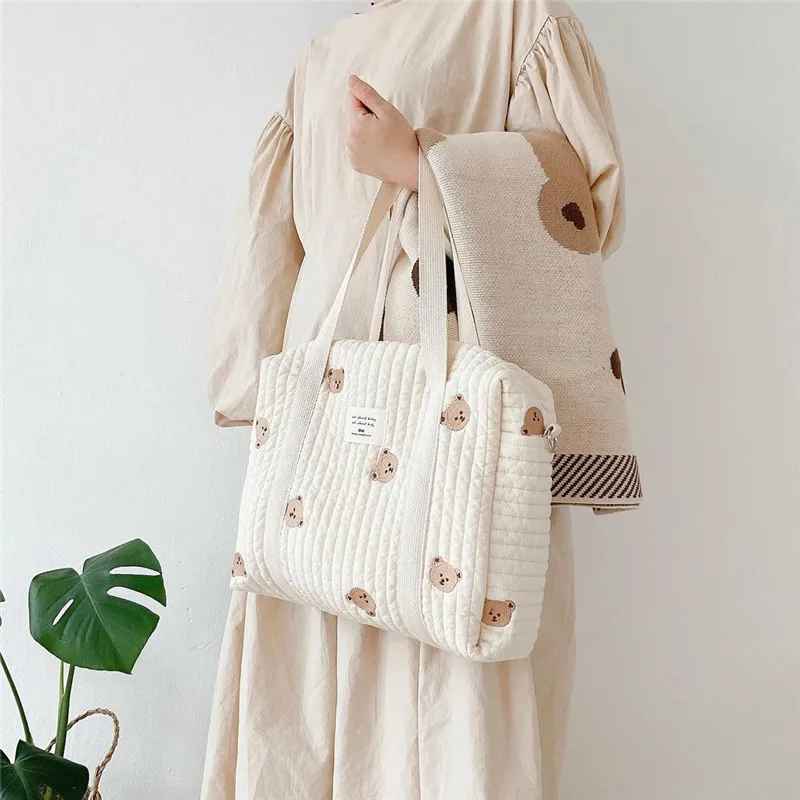 Corée Style né bébé soins sac à couches momie sac à bandoulière broderie matelassé poussette couche organisateur de stockage grands sacs à main 220706
