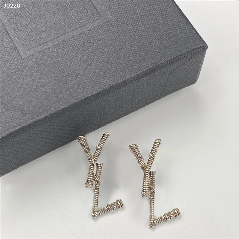 Vintage Letter Charm Earrings Nail Pattern Designer Studs Women Silver Gold Eartrops Jewelry With Gift Box1967