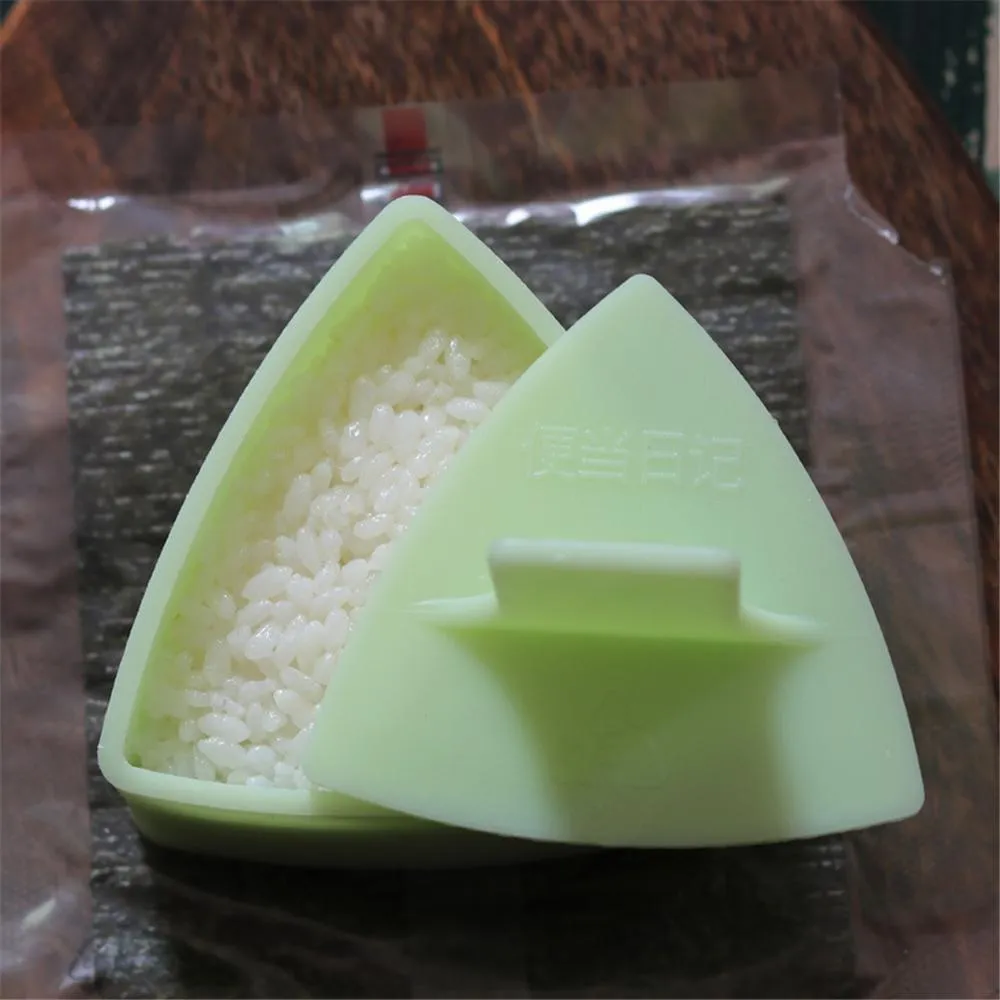 2022 Sushi Press Mold Tool DIY Onigiri Maker Antiadherente Cocina Arroz Japonés Sushi Mold Lunch Bento Accesorios