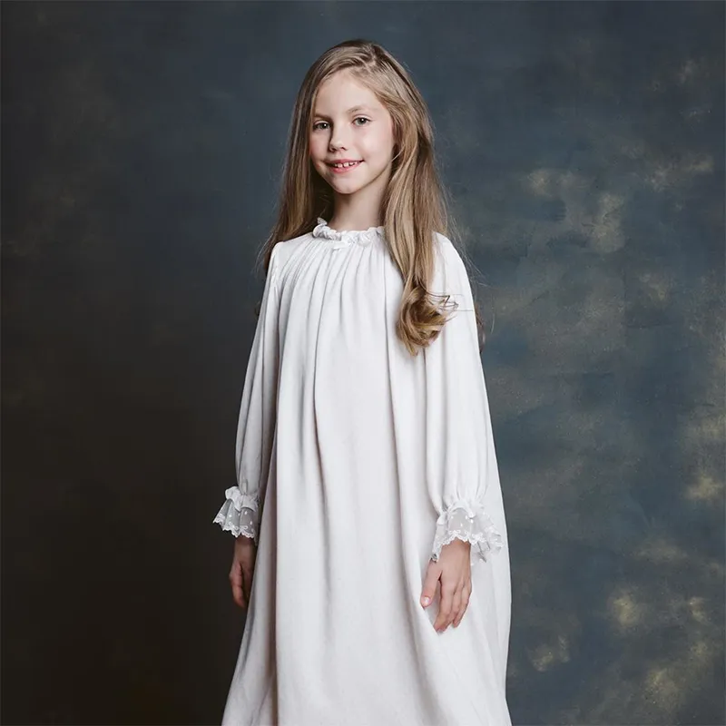 Niñas Pijamas de alto grado Vestidos de noche Vestidos de servicio a domicilio Niños Niña Vestido de pijama hermoso Vestido de dormir blanco / lunares 220426