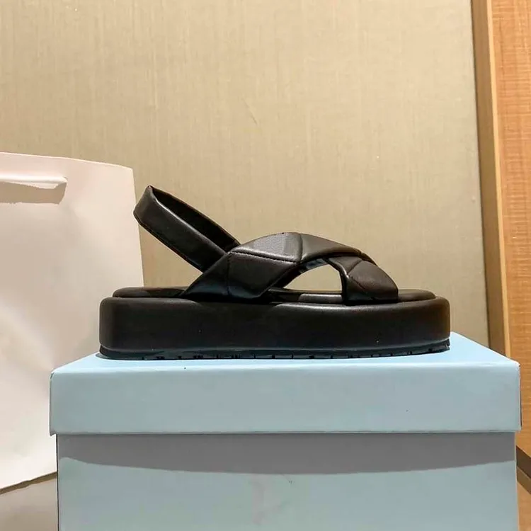 Yeni tasarımcı slaytlar yeni süper sıcak kadın ayakkabı yaz sandaletleri lüks sandalet kama bayan ayakkabıları 04 deri kutu