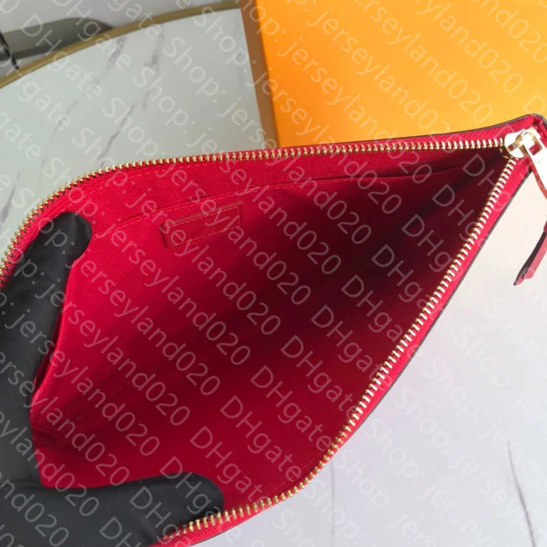 M62937 Portafogli di design sacchi giornalieri Pockette con tappe da viaggio con zippato ETUI VOYAGE2634
