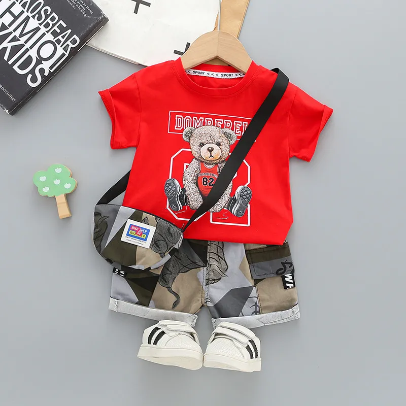 2022 Outfit bambini estivi ragazzi da 1 a 5 anni Cartoon Stampato Thirt Top e Shorts Abbigliamento Set di abbigliamento bambini BEBES Jogging Suits4809512