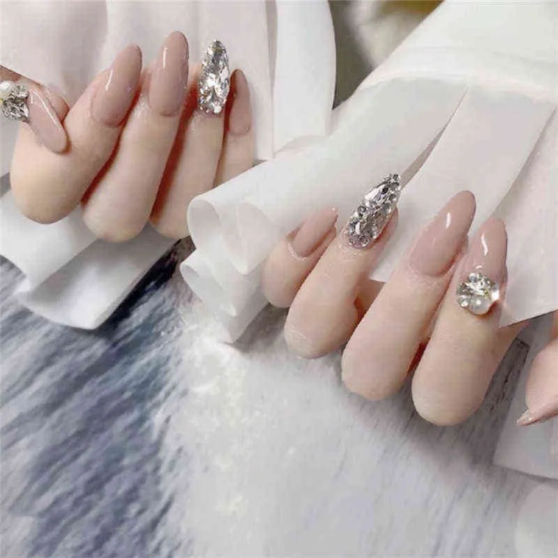 Fałszywe paznokcie Różowe diamenty noś długi akapit mody manicure łatanie oszczędzaj czas na noszenie paznokcie ty 0616