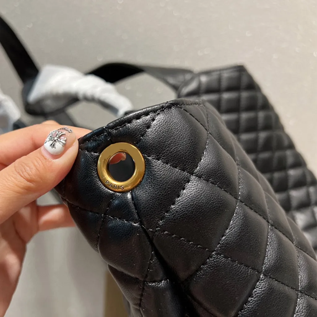 Sacs de soirée Fashion Trend Tote Femmes Tapés Handbag Woman Designer Icare Maxi Sac à provisions Black Blanc en cuir blanc