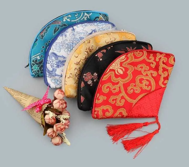 Patchwork Fan Shaped Zipper Cloth Bag Coin Purse Tassel Silk Brocade Smycken Kosmetisk presentförpackning påse 