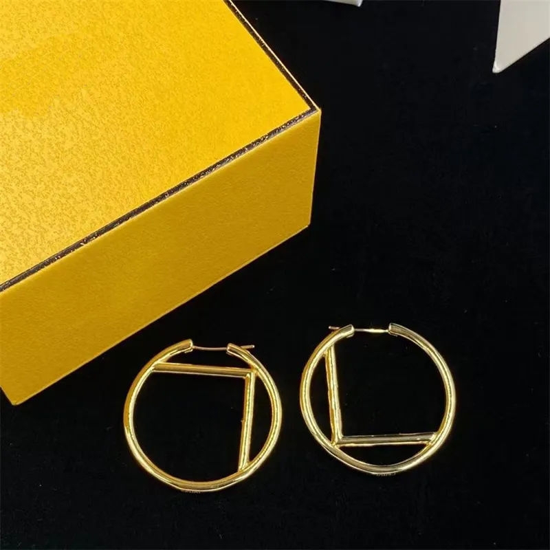 Pendientes de oro premium para mujer Pendientes de diseñador Pendientes de diseño de letras de marca de lujo Joyería de moda 291w