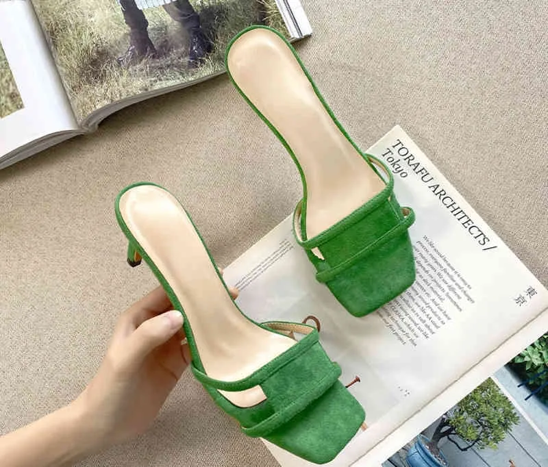 Storstor Sandaler 2022 Green Suede Square Head Thin Heel One-sidig Belt Sandaler Medium Heel Casual Sandals