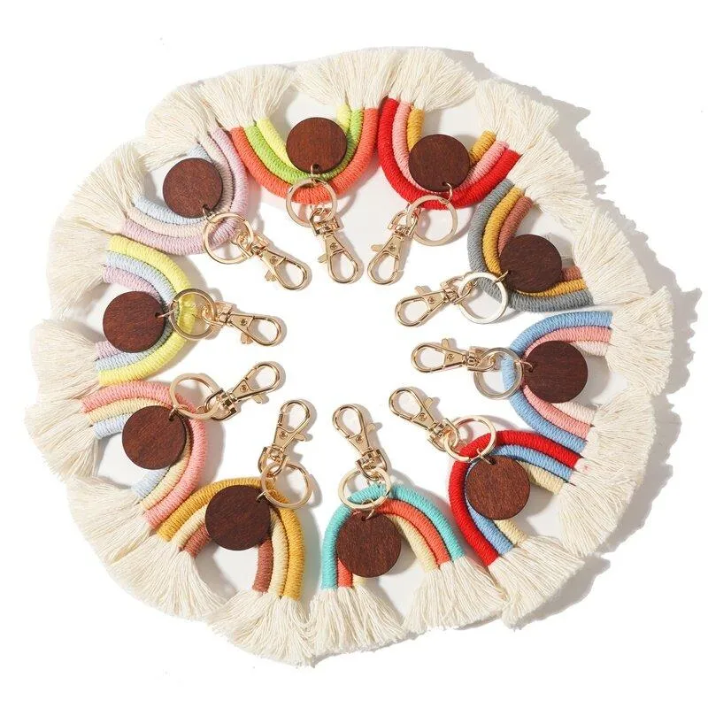 2022 Weaving Rainbow Wood Keychains for Women Boho Handmade Handmed Key Ckeyring Macrame Bag Bag Car Jewelry Jewelry