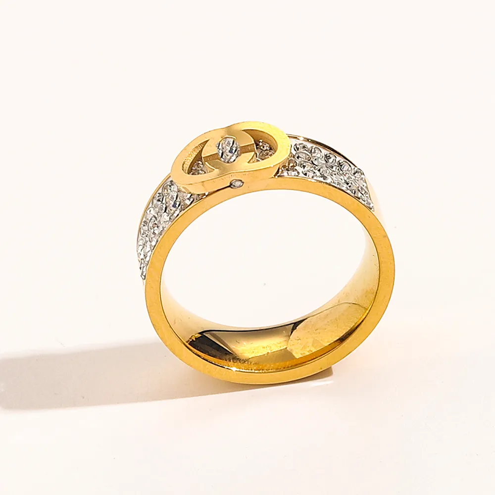 Band Rings Classic Luxury Jewelry Designer Rings Women Love Wedding Supplies Diamond 18K Gold Plated Rostfri Steel Ring Fine Fin250r