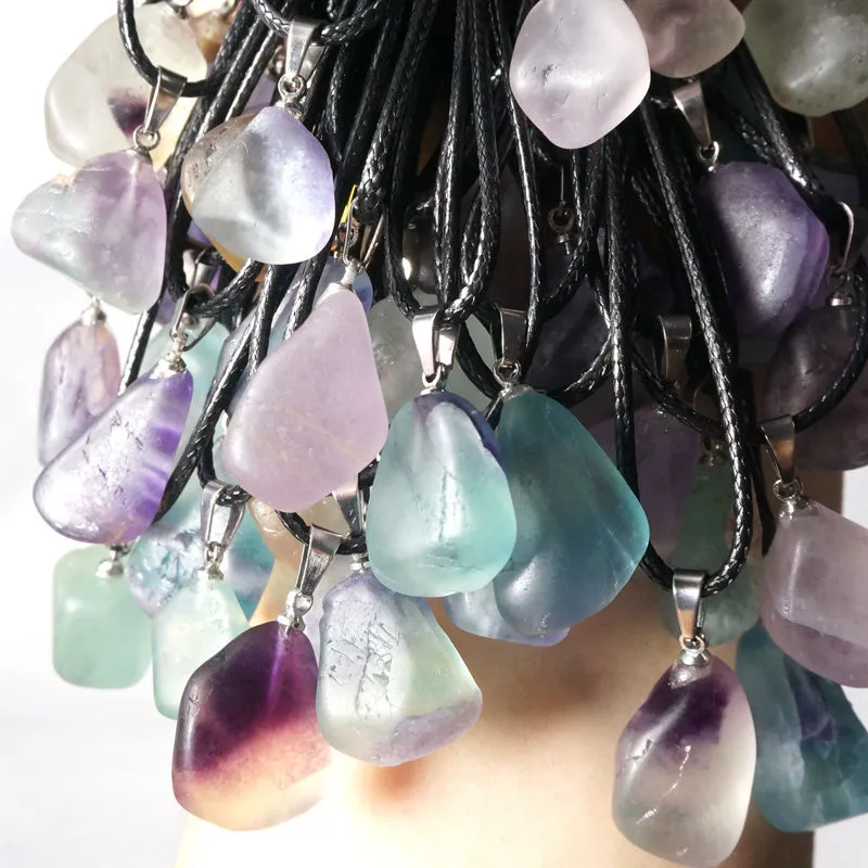 Collier en cristal en vrac, pendentif en pierre de fluorite, cristal naturel de guérison, vente en gros