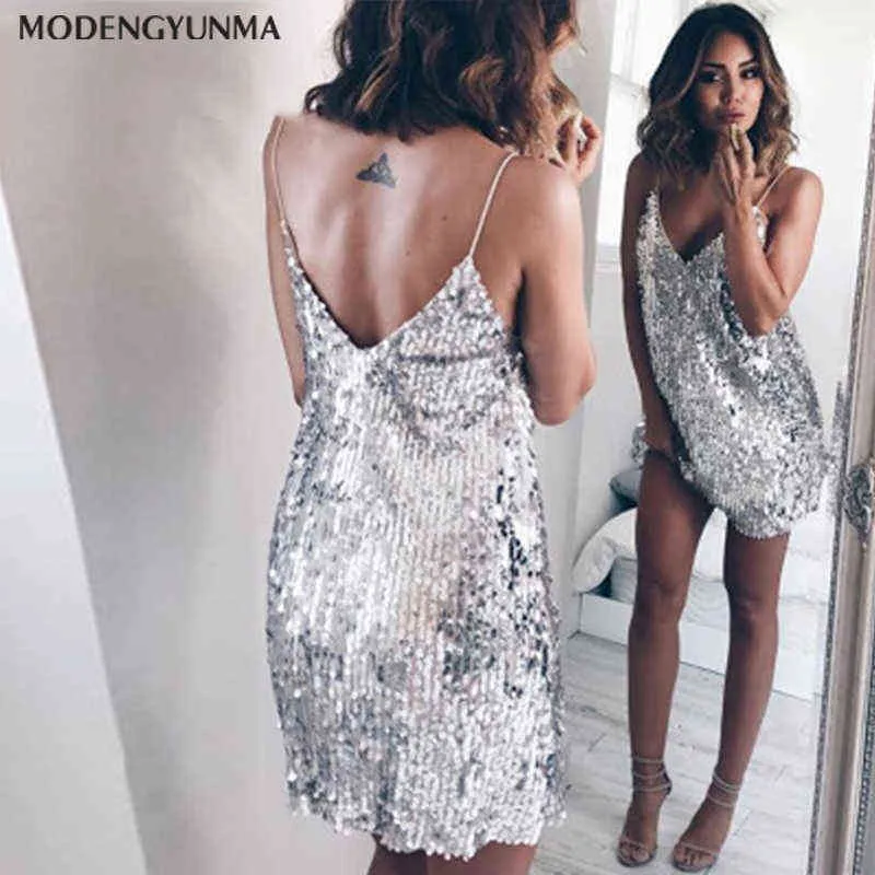 Fashion V Neck Autumn Silver Sekvenserad rygglös klänning Kvinnor från axel Mini Dress Christmas Party Club Strap Dresses Vestidos G220309