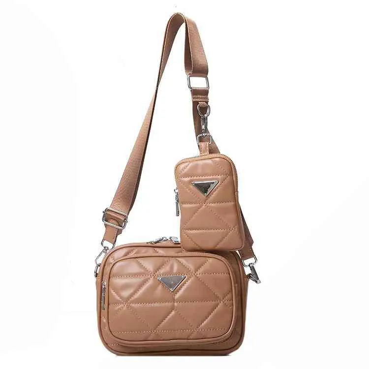 Handväskor Nya breda remsmessenger Sling en axel Fritid Ryggsäck Flip Texture Rhombic Lattice Women's Bag Purse