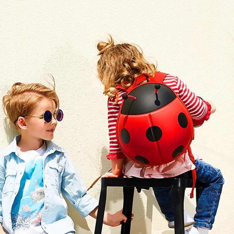 Supercute Moda Ladybug Forma Crianças Mochila 3D Dos Desenhos Animados Miúdos Saco Natureza Inspirado Ao Ar Livre Kids Brinquedo Saco De Armazenamento 220326