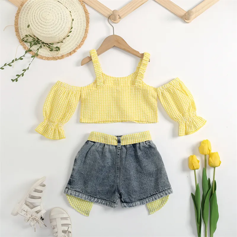 Summer Girl Clothes Set Hollow Flying Sleeve O-neck Top + Suspender Shorts Casual Kids Set For 1-6 Year Old Girls 220425