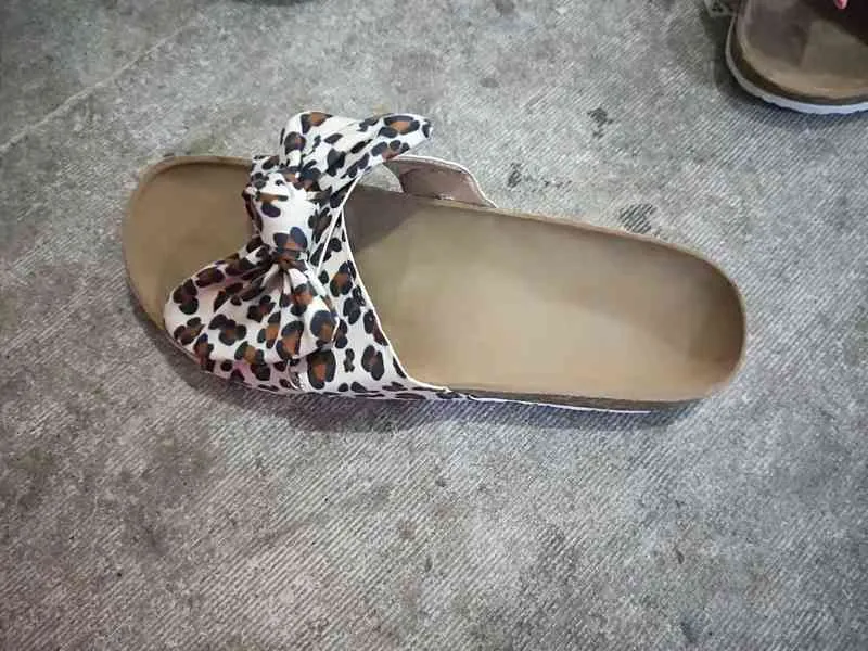 Été nouvelles femmes sandales à nœud imprimé léopard bout ouvert plate-forme grande taille chaussures de plage loisirs de plein air tout Match pantoufles 220514