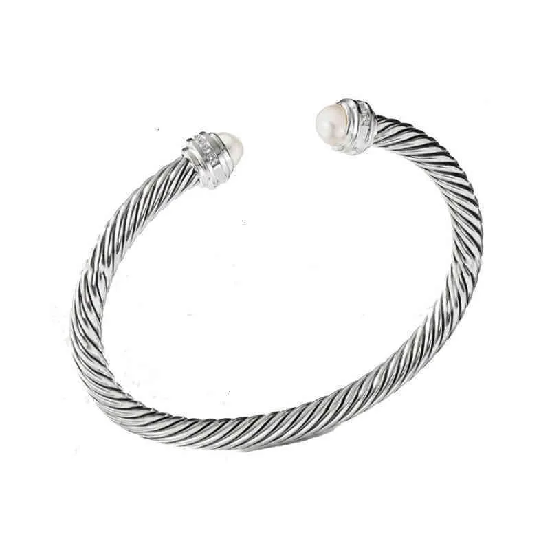 Smycken armband män ed pärla armband charm kvinnor pläterad lyxdesigner huvud mode mångsidig platinum bröllop gåvor 5mm277i