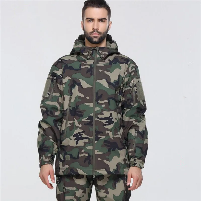 Outdoor Jackets Hoodies Shark Skin Soft Shell Tactical Waterproof Windbreaker Fleece Coat Hunt Clothes Camouflage Army Military Hiking 220826